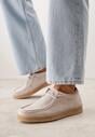 Beżowe Zamszowe Półbuty ze Skórzaną Wkładką i Ozdobnymi Przeszyciami Olenos