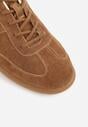 Brązowe Sneakersy z Zamszu Naturalnego ze Skórzaną Wkładką i Przeszyciami Muririal