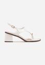 Białe Sandały Japonki na Słupku z Biżuteryjną Ozdobą Uhryss