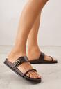 Ciemnobrązowe Klapki z Dwoma Paskami i Metaliczną Klamrą Doriax