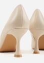 Pantofi cu toc Bej