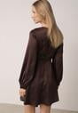 Brązowa Satynowa Sukienka VICES z Bawełny o Kopertowym Kroju Glanita