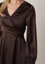 Brązowa Satynowa Sukienka VICES z Bawełny o Kopertowym Kroju Glanita