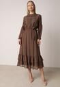Brązowa Rozkloszowana Sukienka Ozdobiona Falbanami Paskiem i Guzikami Nevissia