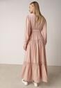 Jasnoróżowa Rozkloszowana Sukienka z Wiskozy z Wiązanym Paskiem i Koronką Reivoria