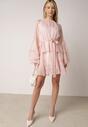Różowa Sukienka z Eterycznymi Falbanami i Wiązanym Paskiem Rivaniah