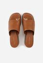 Jasnobrązowe Klapki Drewniaki na Koturnie z Paskiem na Palec Triajoy