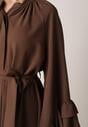 Brązowa Wiskozowa Sukienka Koszulowa z Falbanami przy Rękawach i Paskiem Dinirae