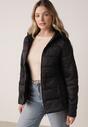 Czarna Kurtka Pikowana na Sezon Pzejściowy z Kapturem Zinnitha