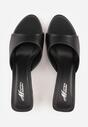 Papuci Negri