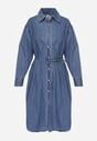 Niebieska Koszulowa Sukienka Jeansowa z Bawełną Ozdobiona Paskiem Carenatesa