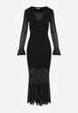 Czarna Koktajlowa Sukienka Koronkowa z Dekoltem V i Falbanami Frevina