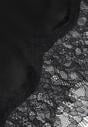 Czarna Satynowa Spódnica o Asymetrycznym Kroju z Koronką Arlivia
