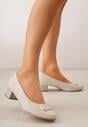 Pantofi cu toc Albi