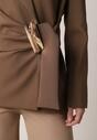 Brązowa Taliowana Marynarka z Wiskozą z Marszczeniem i Aplikacją przy Wiązaniu Alyndra