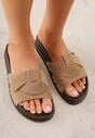 Papuci Bej închis
