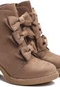 Khaki Borki I'm Here