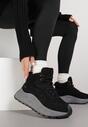Czarne Sneakersy Śniegowce Vices na Grubej Podeszwie Ozdobione Futerkiem i Napisem Nelinena