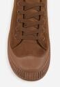 Brązowe Trampki z Imitacji Zamszu z Nieregularną Podeszwą ze Żłobieniami Naranatea