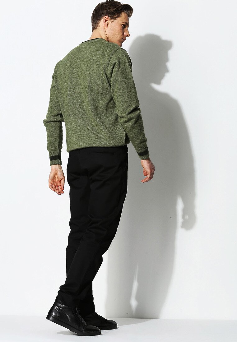 Zielony Sweter Individual
