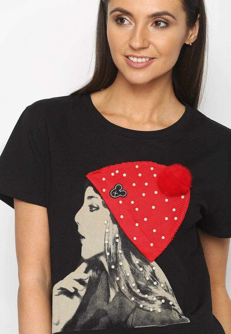 Czarny T-shirt Girl In A Hat