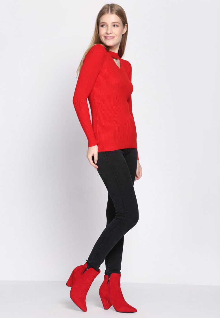 Czerwony Sweter Automatically