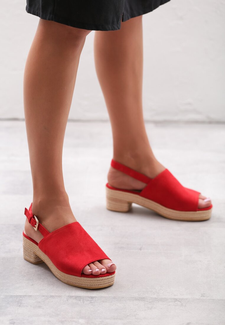 Czerwone Sandały Kicks