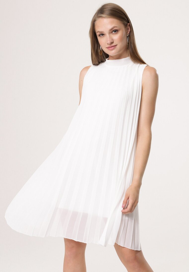 Biała Sukienka Tuned