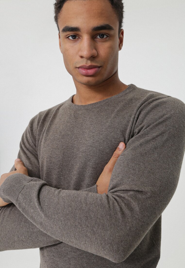 Khaki Sweter Armistead