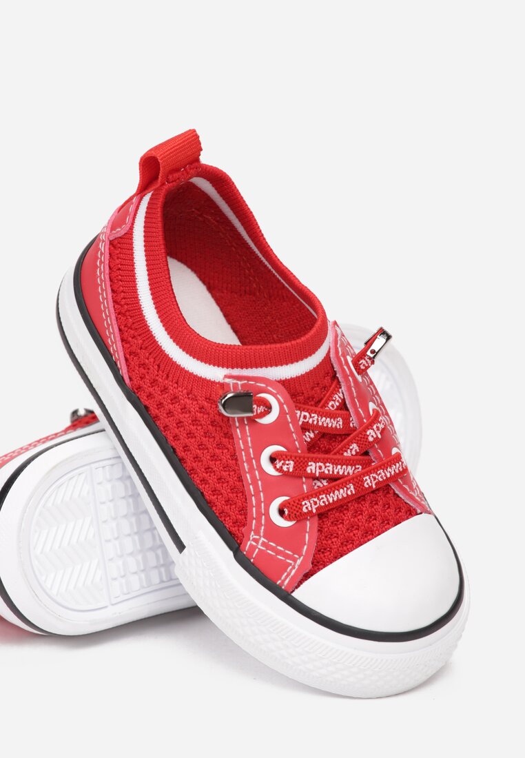 Czerwone Trampki Aeleomea