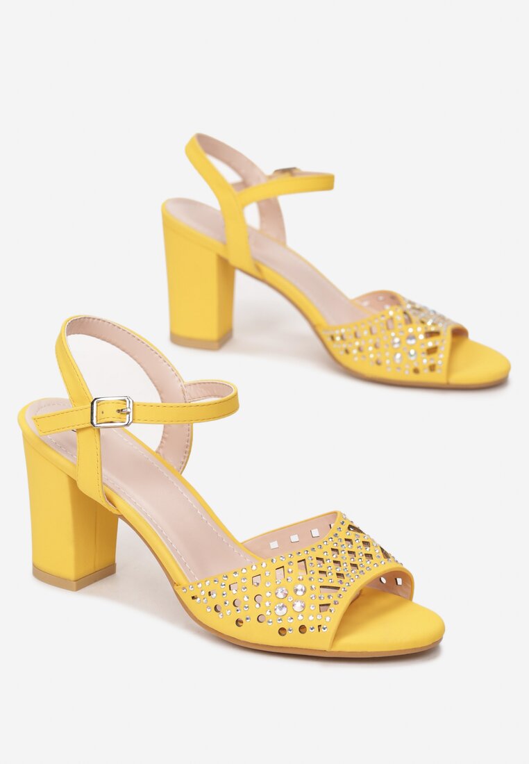 Żółte Sandały Petomeni