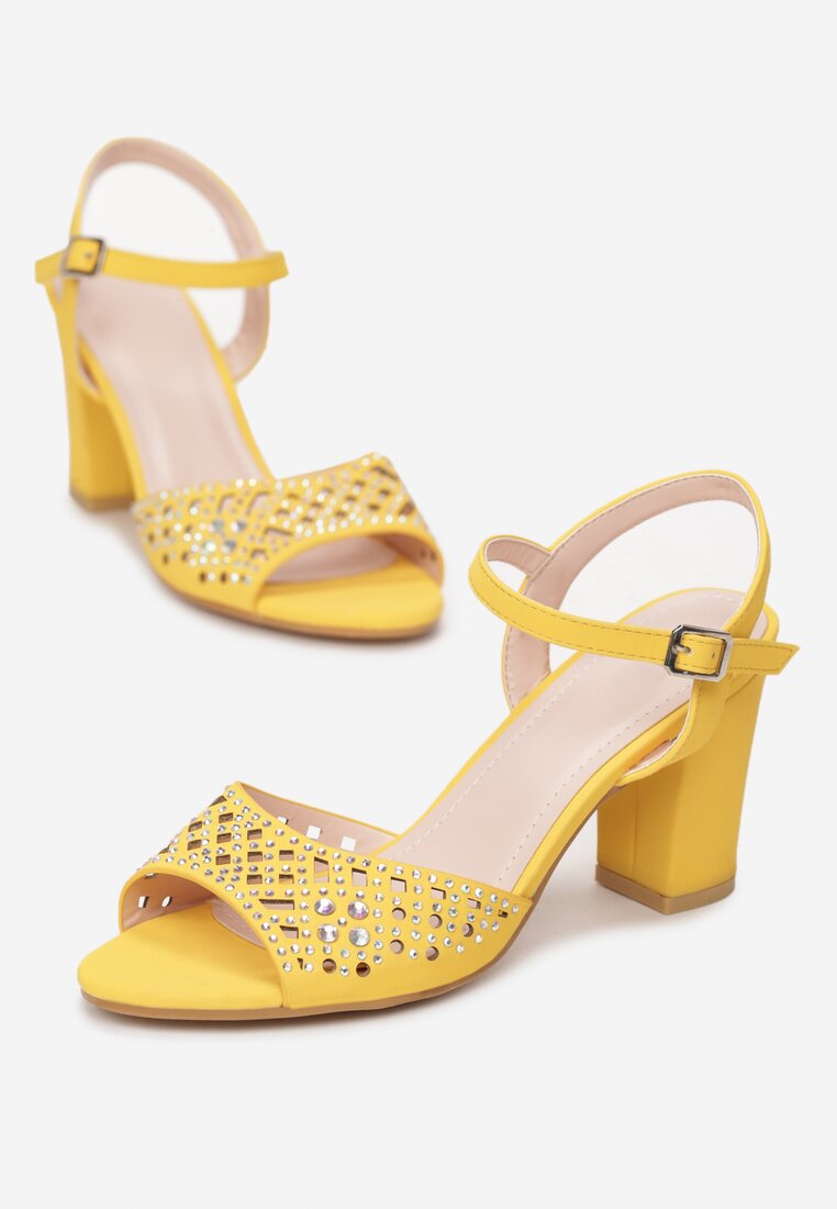 Żółte Sandały Petomeni