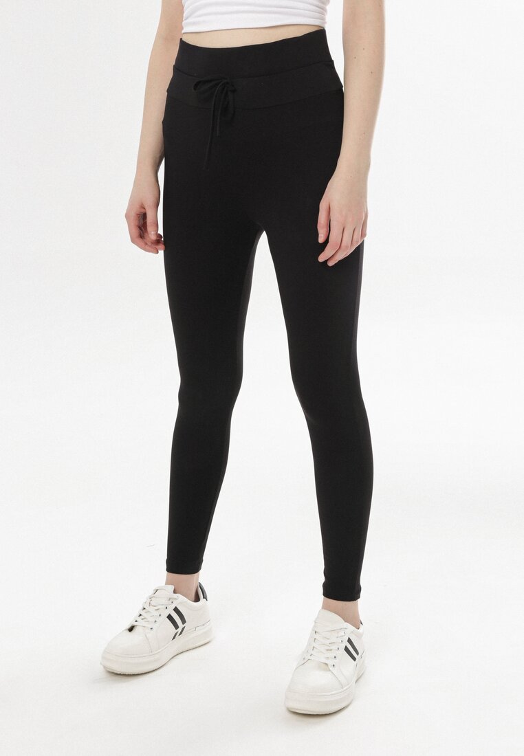 Czarne Legginsy Mariris