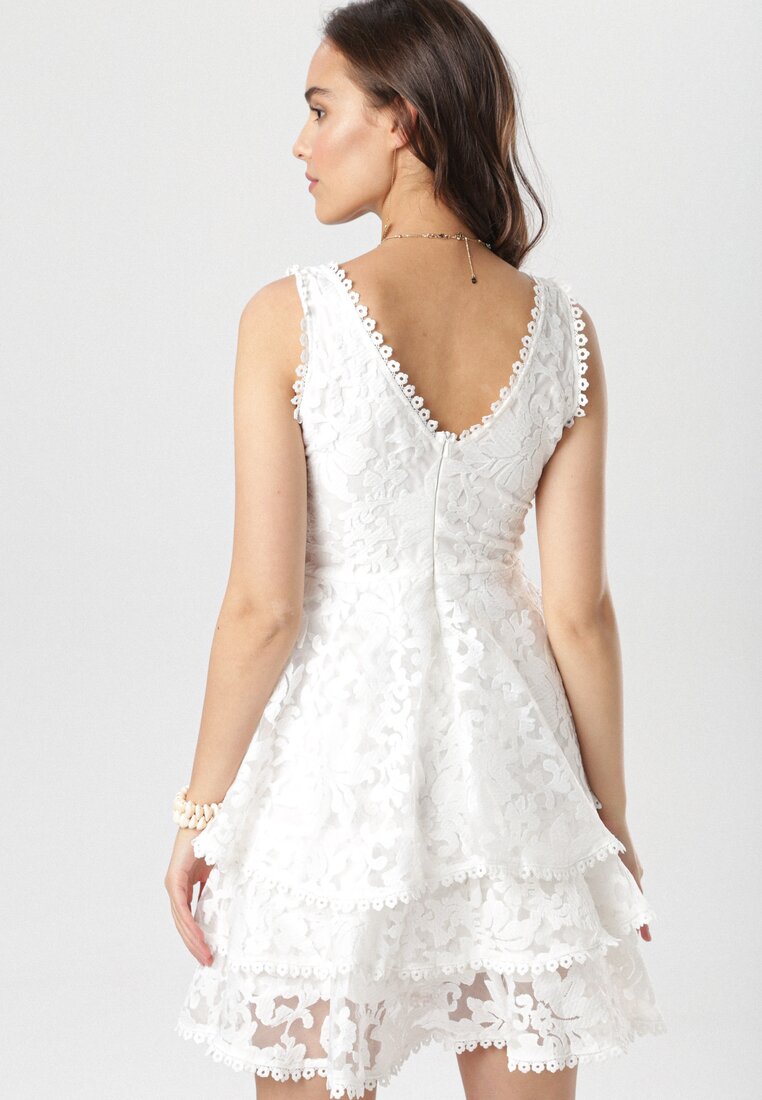 Biała Sukienka Auralena