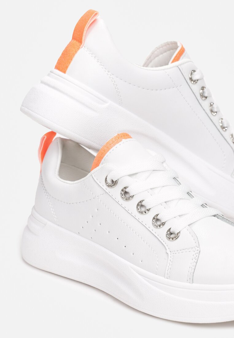Biało-Pomarańczowe Sneakersy Hilaira