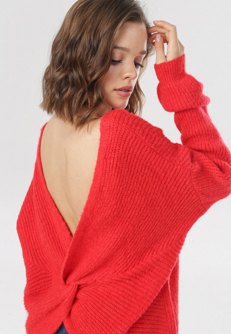 Czerwony Sweter Berinaya