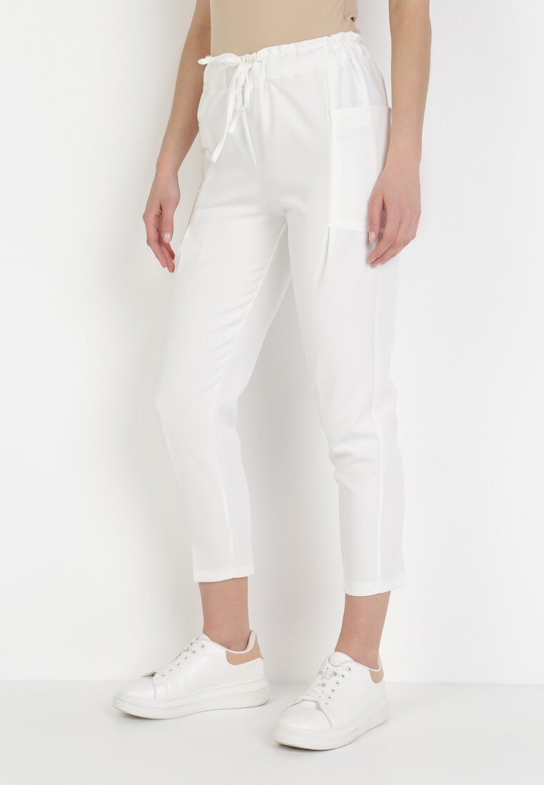 Białe Spodnie Nymeva