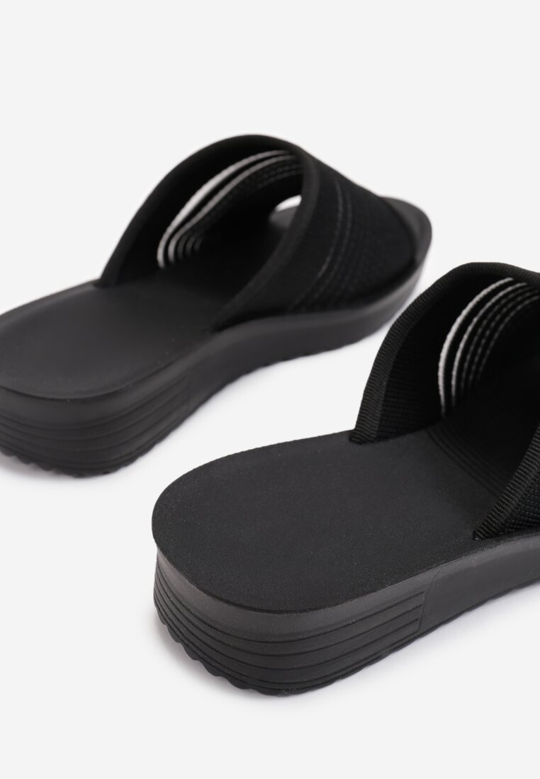 Czarne Klapki Othreasi