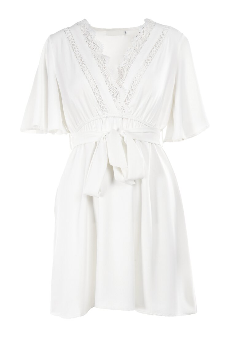 Biała Sukienka Jenieneh