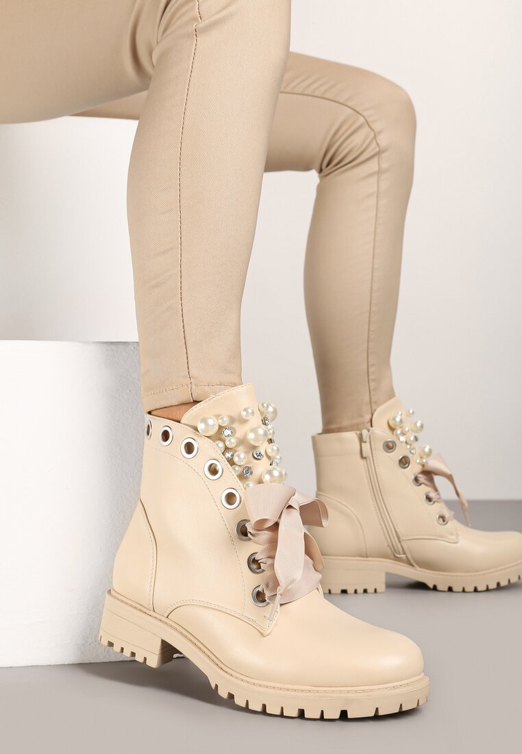 Botine Bej