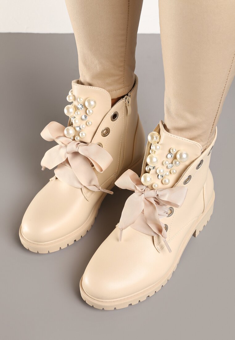 Botine Bej