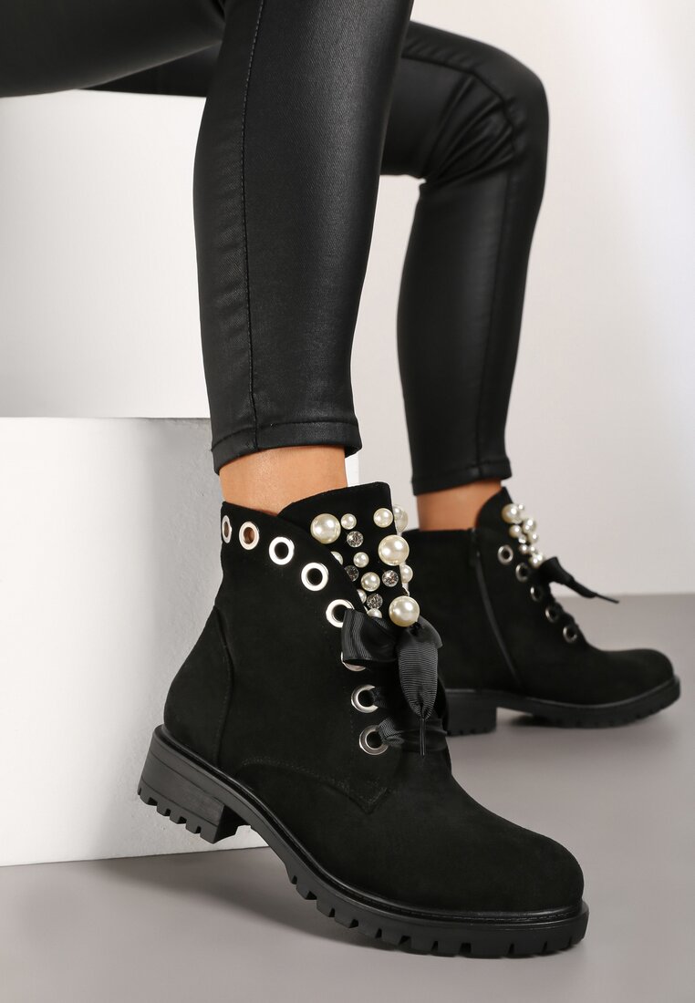 Botine Negre