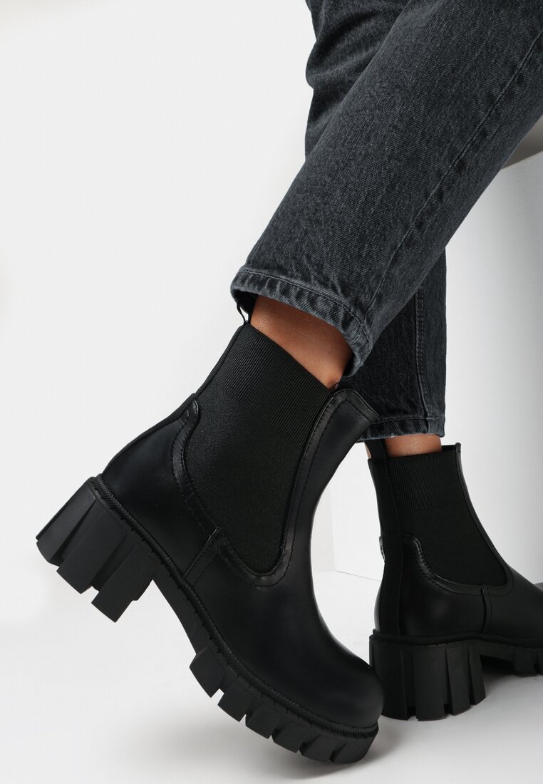Botine Negre
