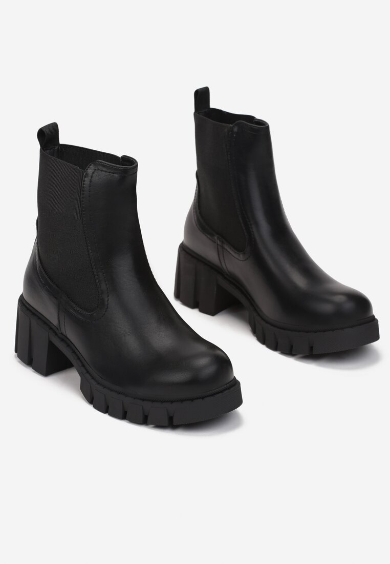 Botine Negre