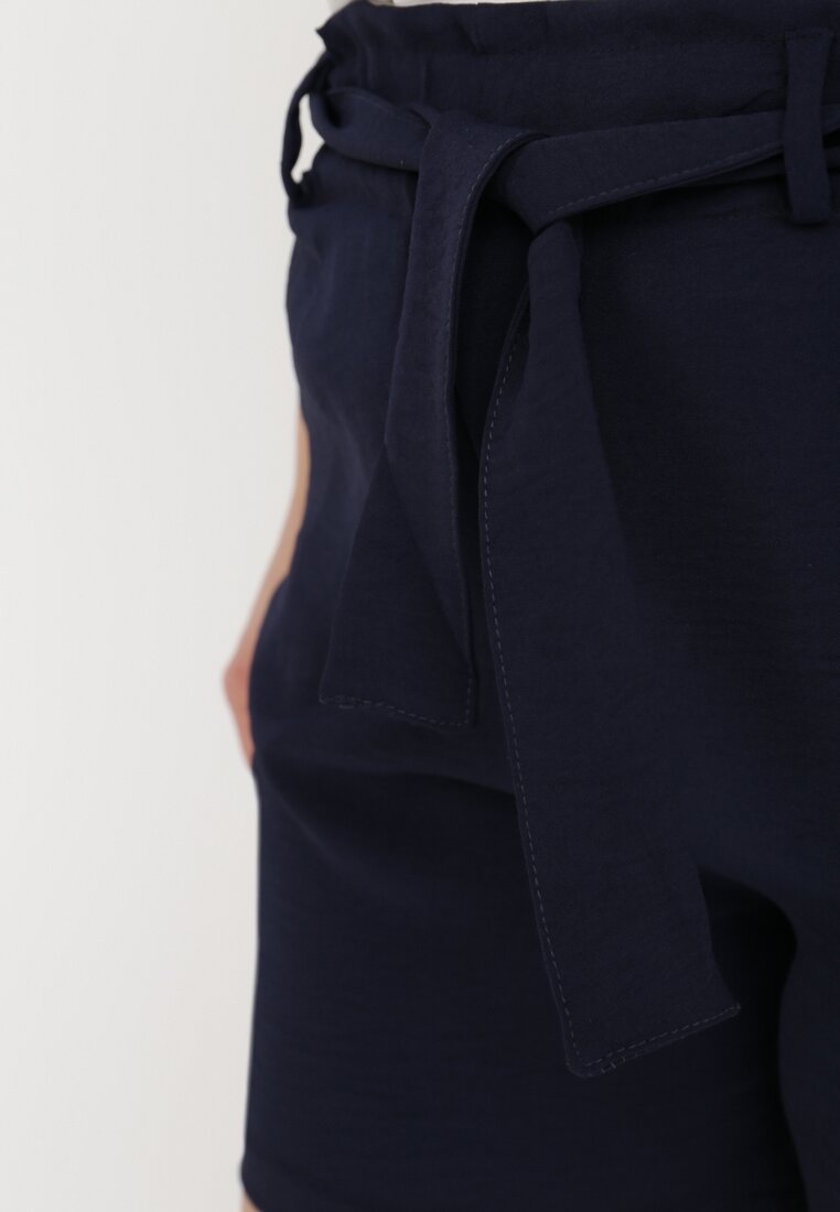 Pantaloni scurți Bleumarin