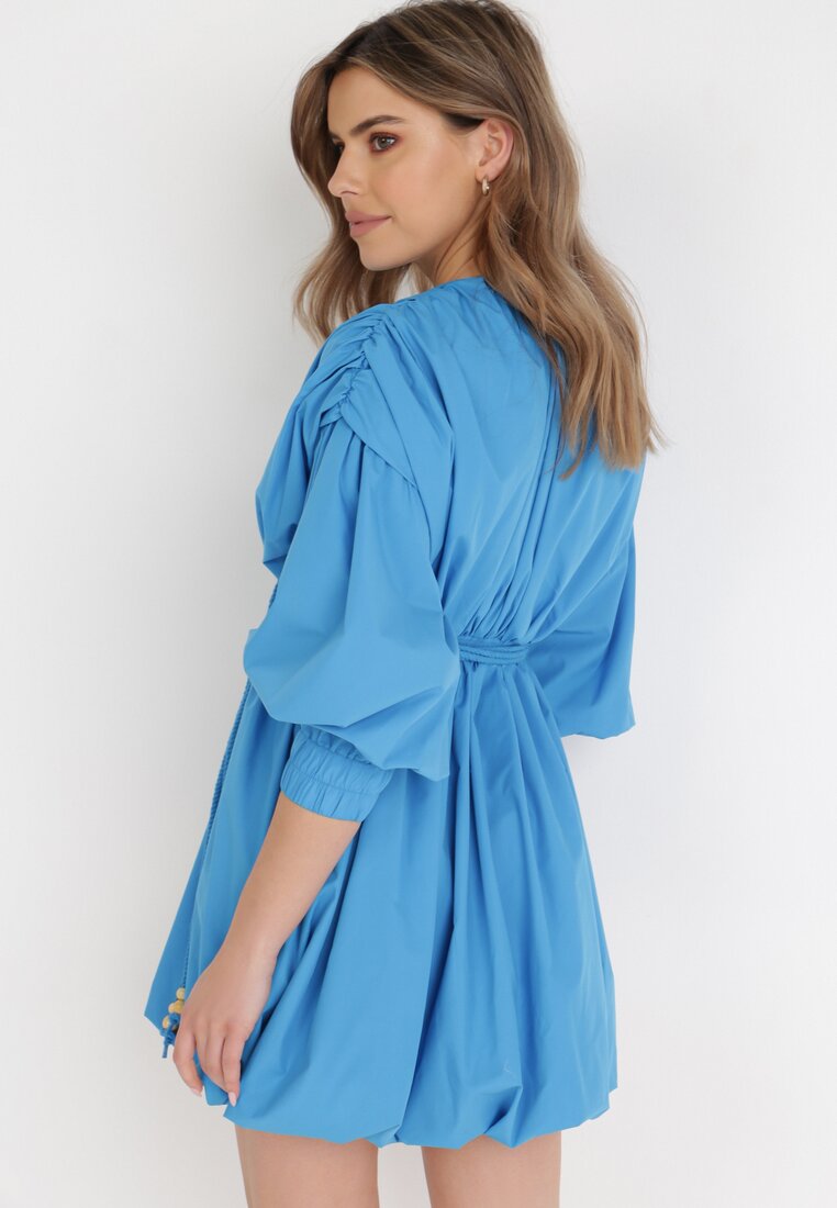 Niebieska Sukienka Adousa
