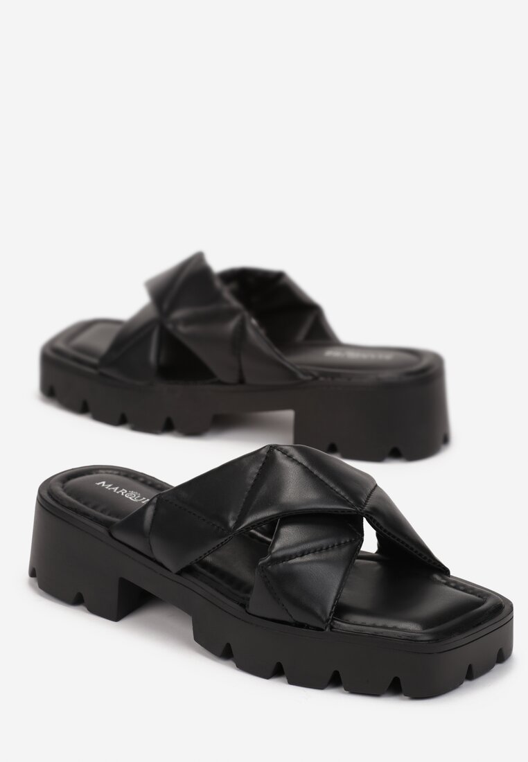 Czarne Klapki Pentheusa