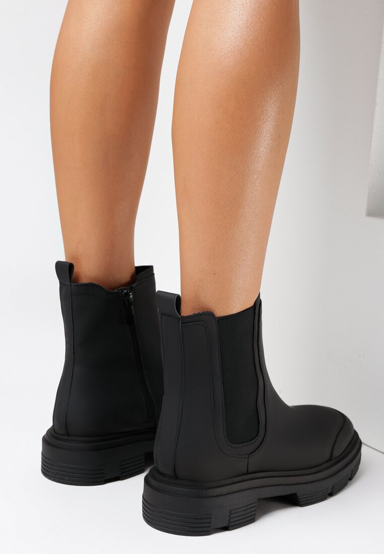 Botine Negre