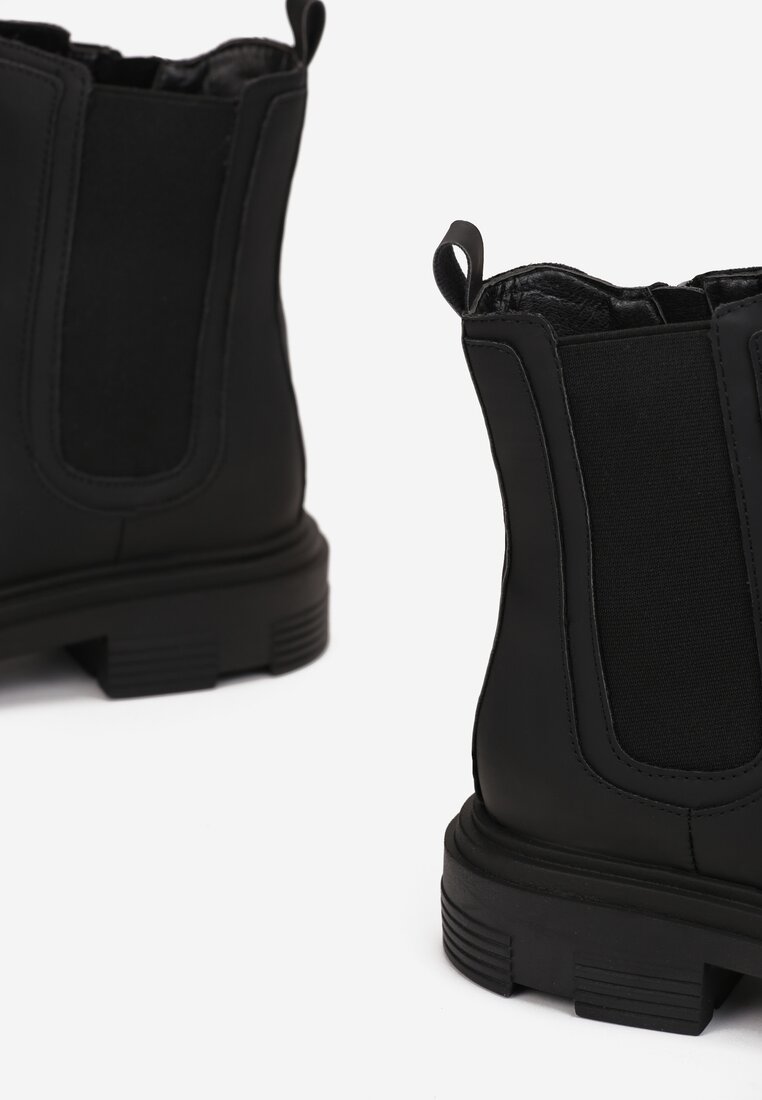 Botine Negre