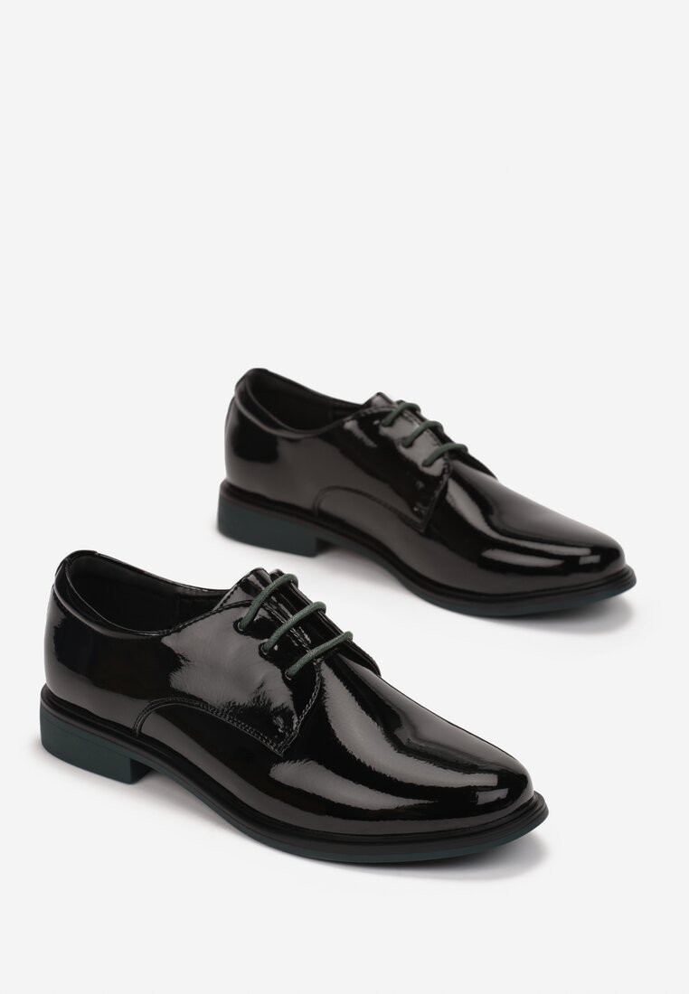 Czarne Półbuty ze Skórzaną Wkładką Pasha